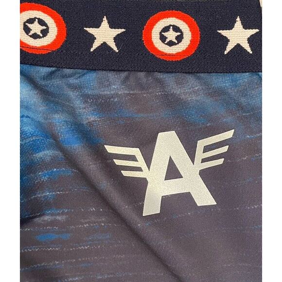 Marvel Hero Elite Juniors Captain America Superhero Cropped Leggings Pants Med - Picture 5 of 6